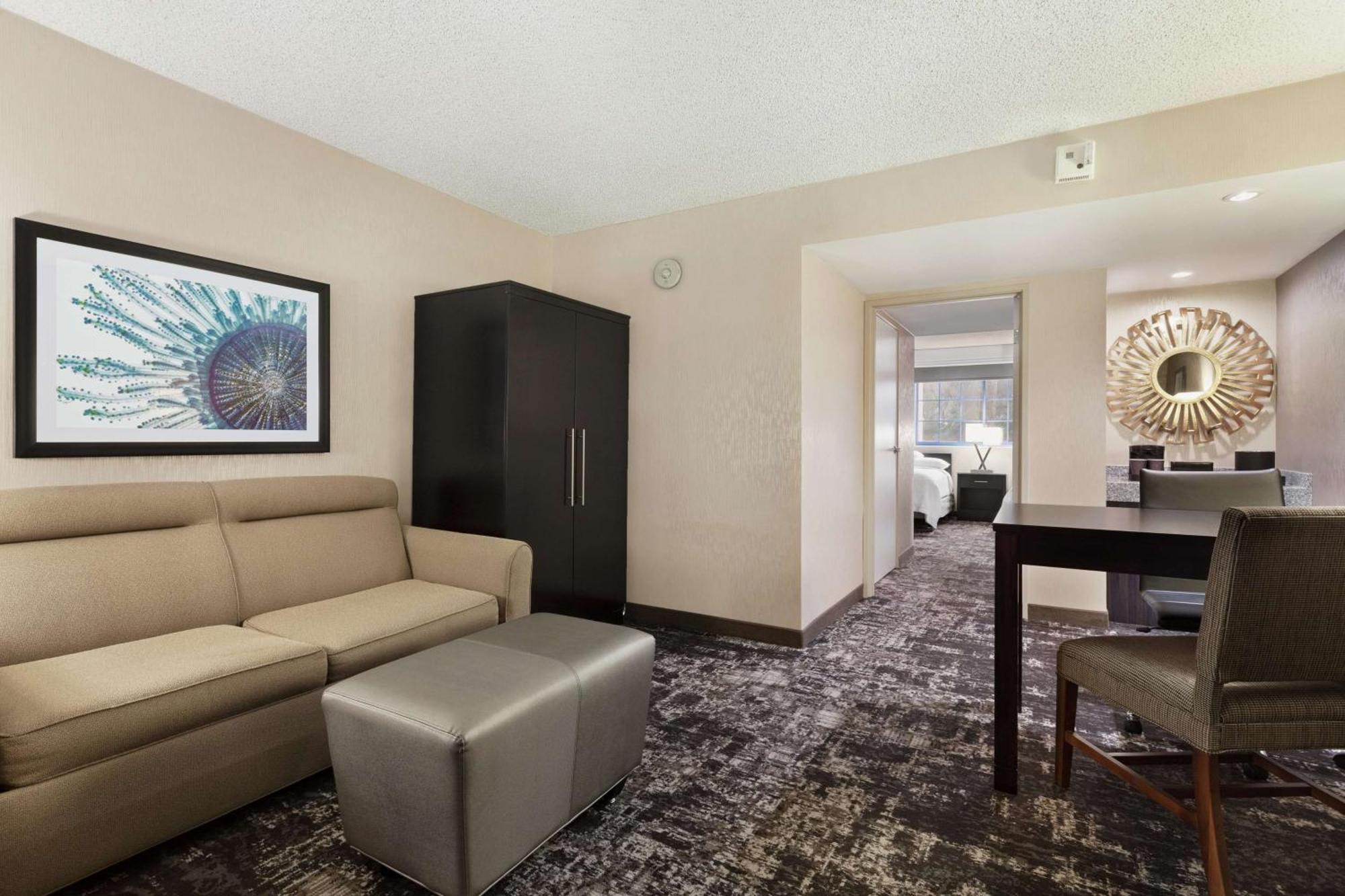 Embassy By Hilton Arcadia-pasadena Area Hotel 3*