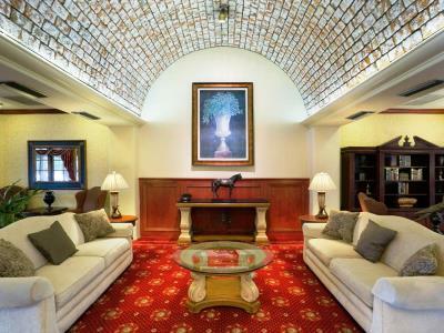 Hotel Embassy By Hilton Arcadia-pasadena Area Arcadia