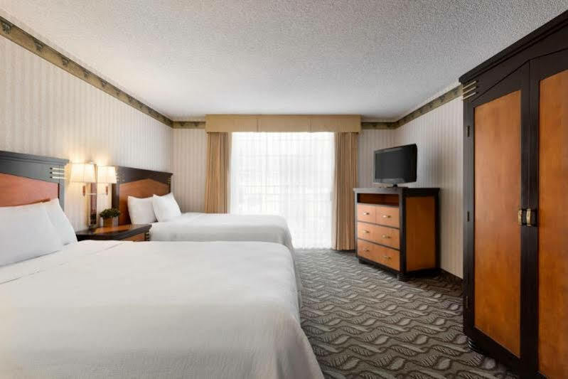 Hotel Embassy By Hilton Arcadia-pasadena Area