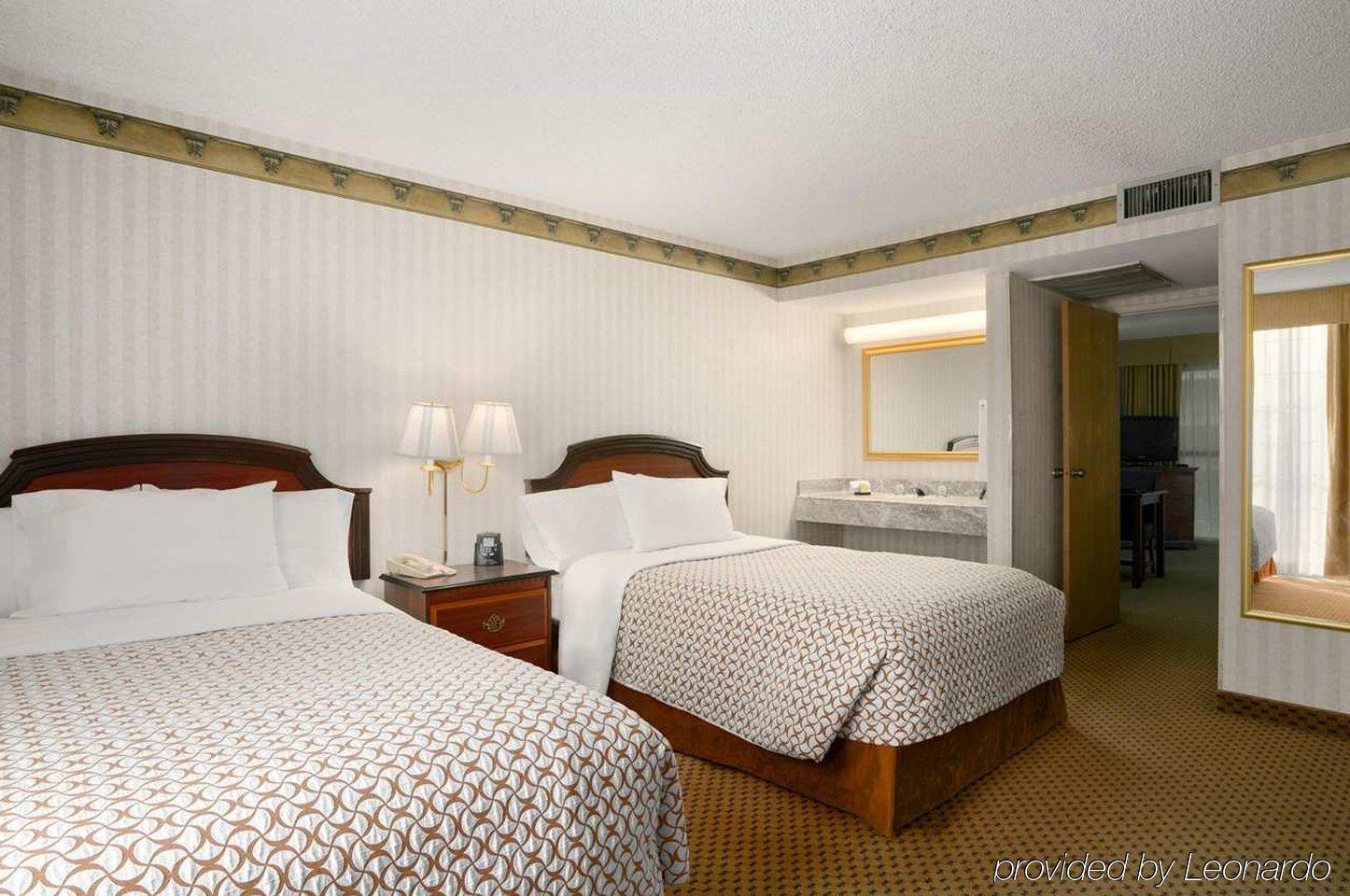 Embassy By Hilton Arcadia-pasadena Area Hotel 3*